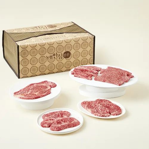 농협안심한우 1++(7)등급 안심특선 23호 1kg (등심200g + 채끝200g + 갈비살200g + 부채살200g + 살치살200g) (냉장), 1세트, 200g