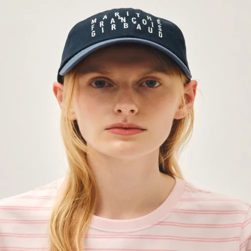 마리떼 프랑소와 저버 MARITHEFRANCOISGIRBAUD TYPO LOGO COLOR BLOCK COVERED CAP vintage blue