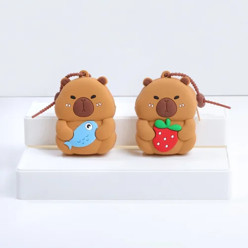 Craft Buddy 카피바라 실리콘 미니 파우치 키링 2종, 1개, 옵션 B(브라운 물고기+딸기, 스트랩 끈)