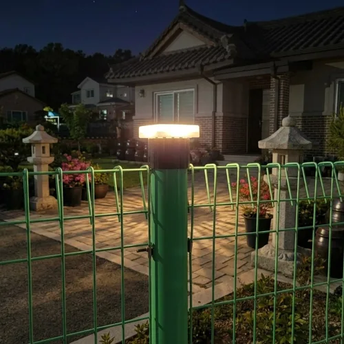 태양광 휀스등 불투명 80mm 조명 원형 사각 기둥등 담장 난간등 SLH76, 블랙